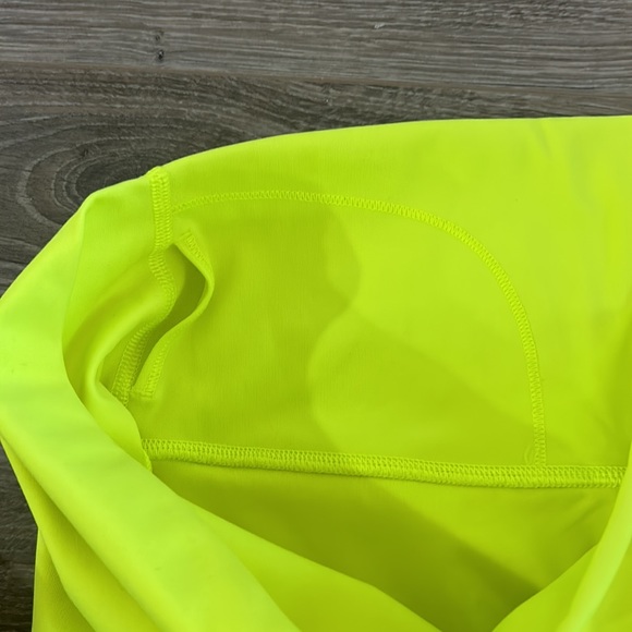 Lululemon Wunder Under High Rise 28" Leggings Highlighter Yellow Size 6 - Picture 7 of 7